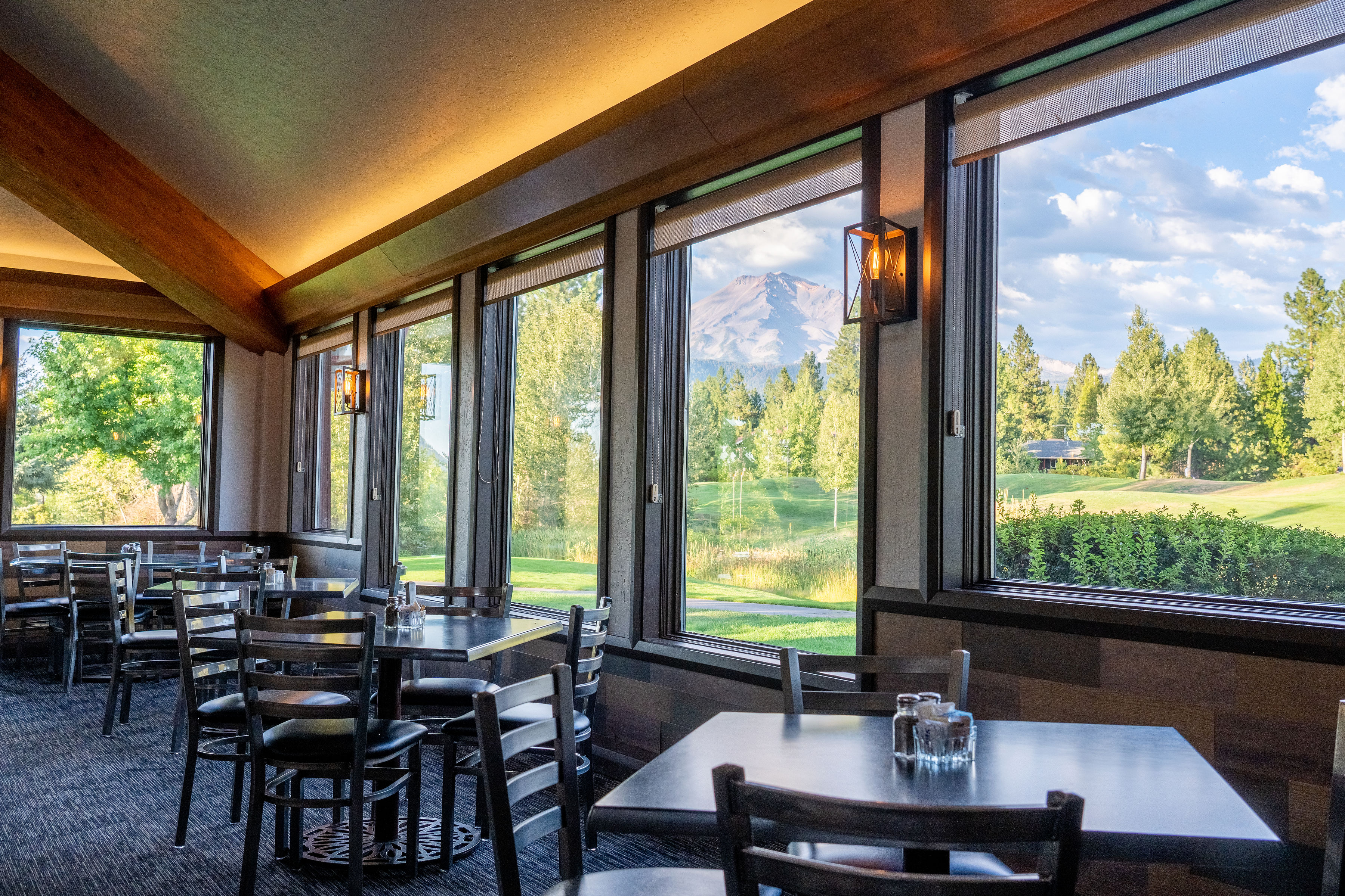 Dining - Mount Shasta Resort